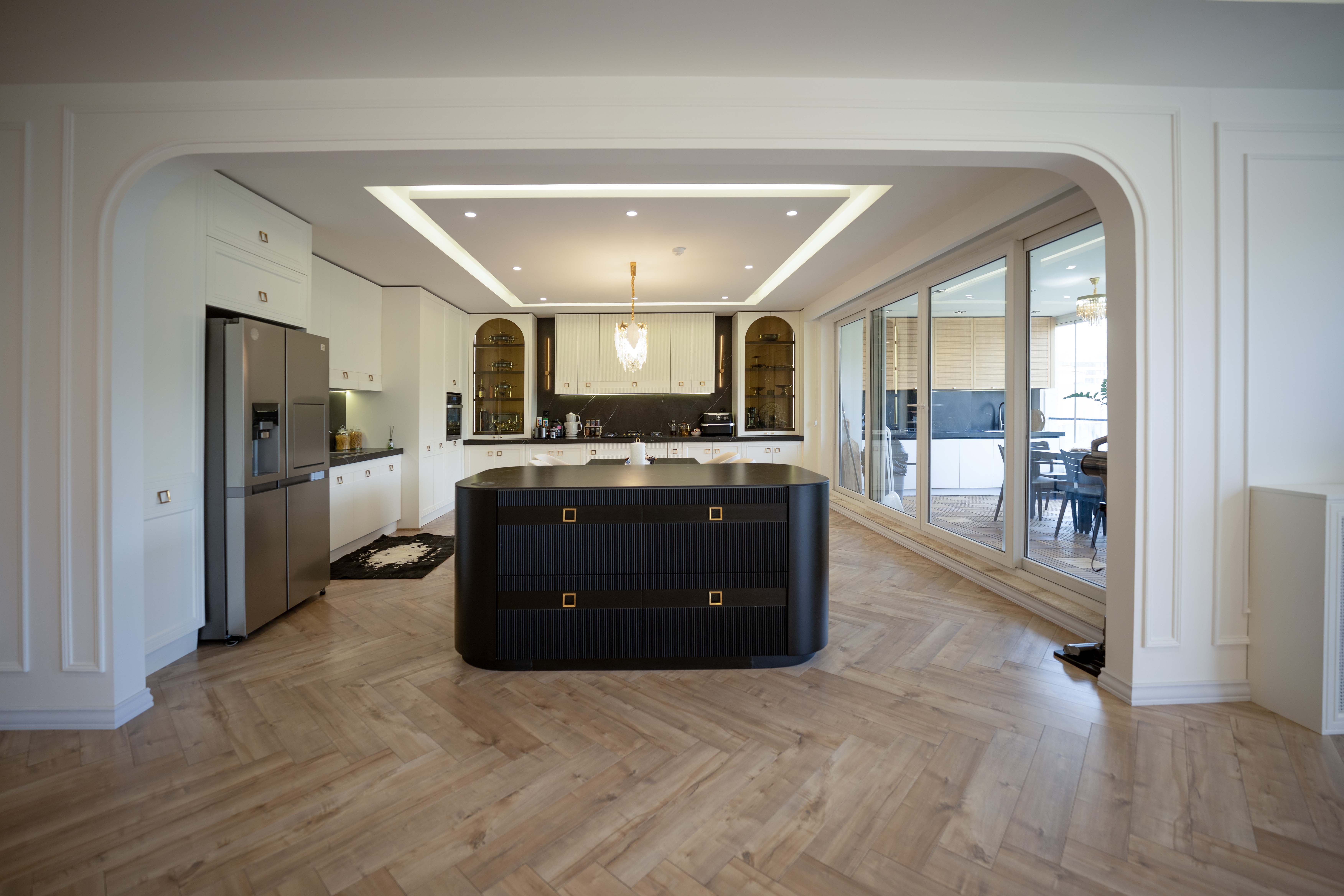 front kitchen real copy.jpg